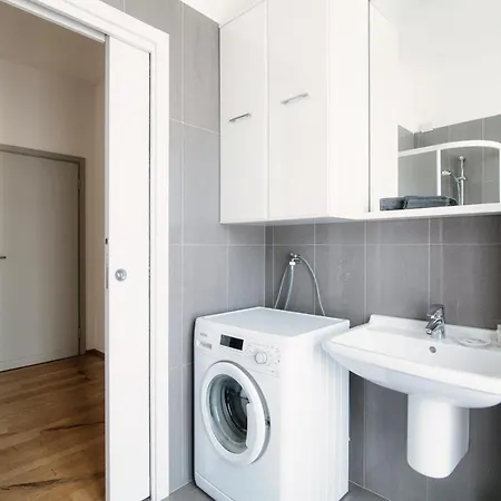 Lake View - Downtown Apartament