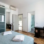 Апартаменты Lake View - Downtown *